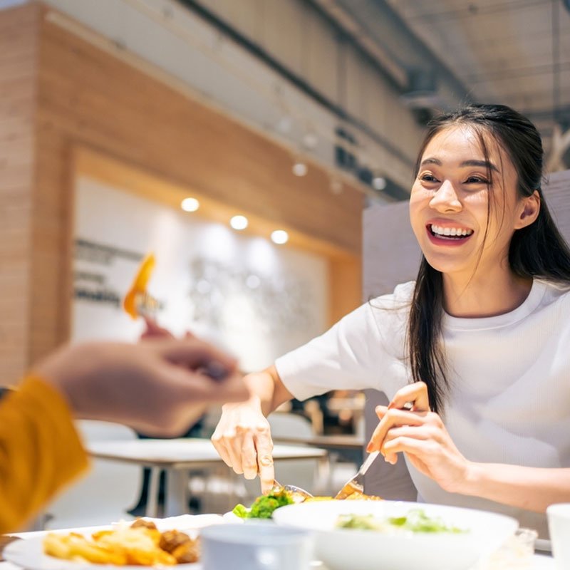 Bindaas%20Bar%20&%20Grill